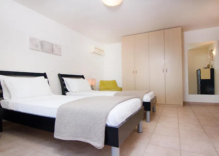 Blue * Lindos (Rhodes)